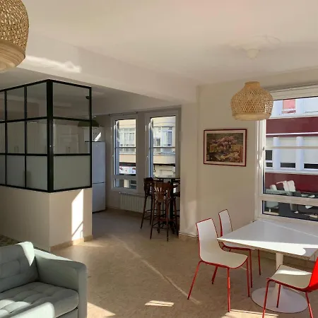 Piso Del Columpio Ii En Centro De Apartament